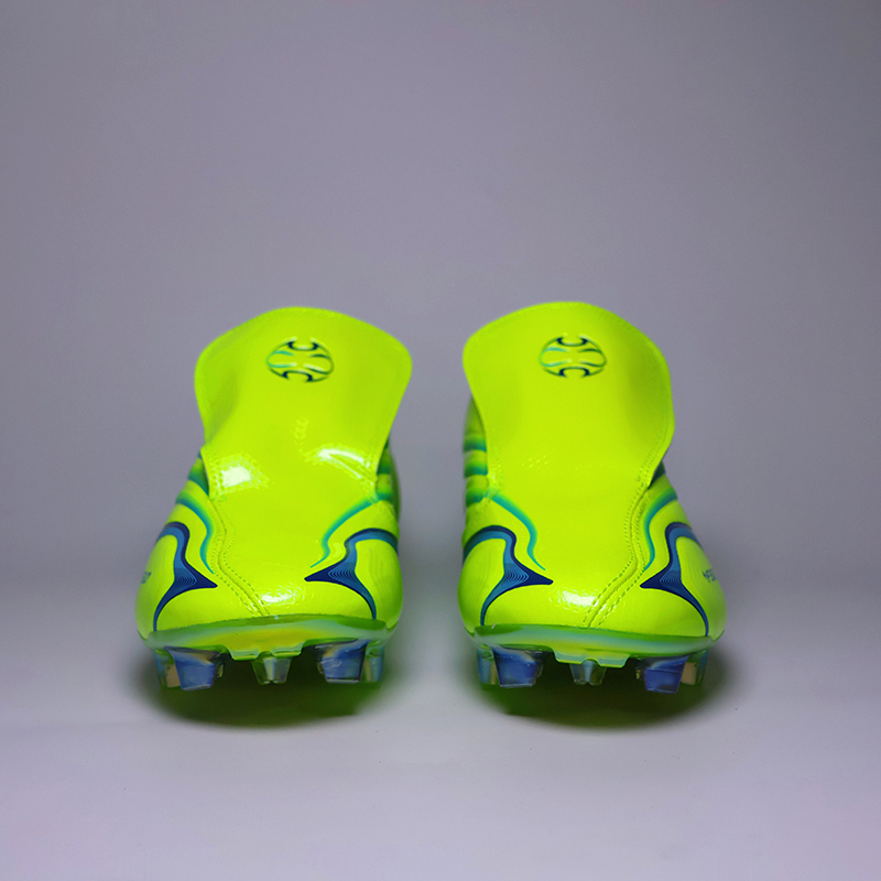 Profesyonel Erkek Futbol Ayakk - Sports Equipment For Boys incelemesi ve fiyatı