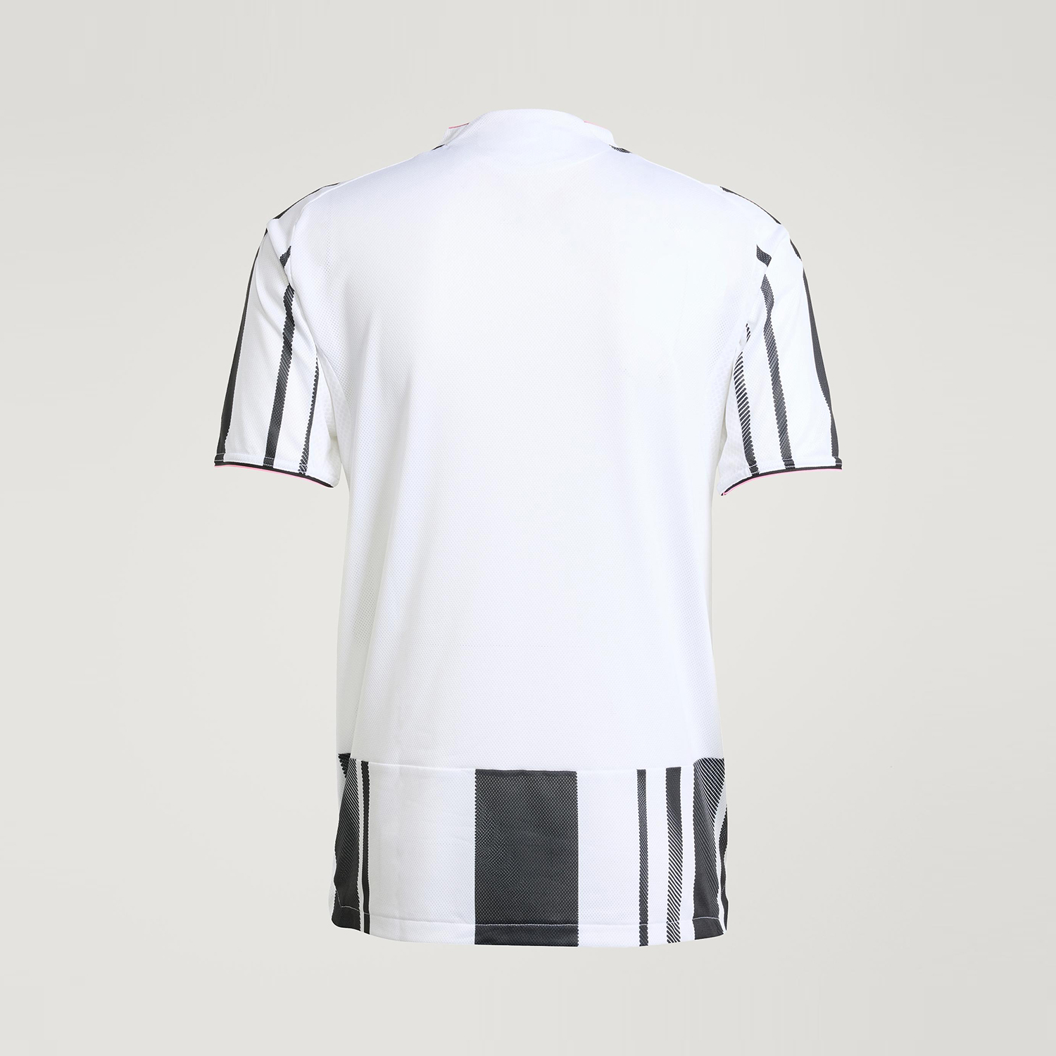 Adidas Authentic Juventus Play - Sports Equipment Jersey incelemesi ve fiyatı